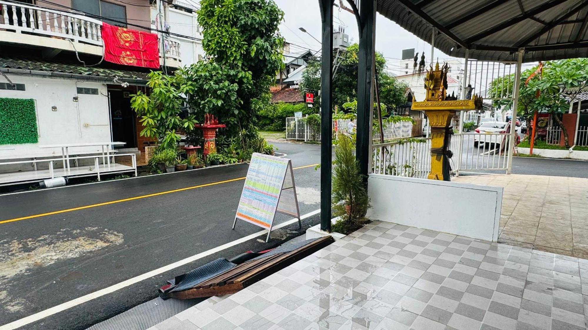 Vientiane Bb Hostel Екстер'єр фото